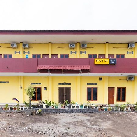 Spot On Oyo 1988 Pondok Seril Syariah Makassar Ngoại thất bức ảnh