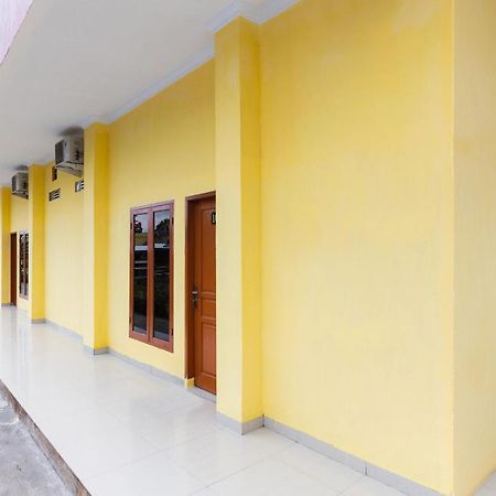 Spot On Oyo 1988 Pondok Seril Syariah Makassar Ngoại thất bức ảnh