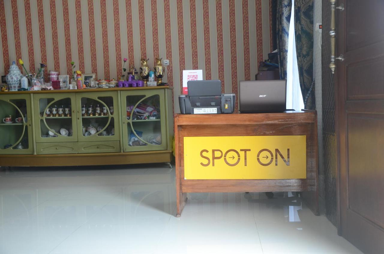 Spot On Oyo 1988 Pondok Seril Syariah Makassar Ngoại thất bức ảnh